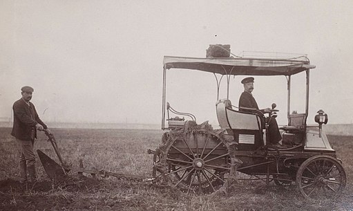 Charrue_automobile_en_1901